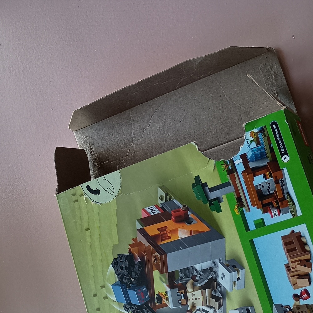 Lego Set - Picture 8 of 8